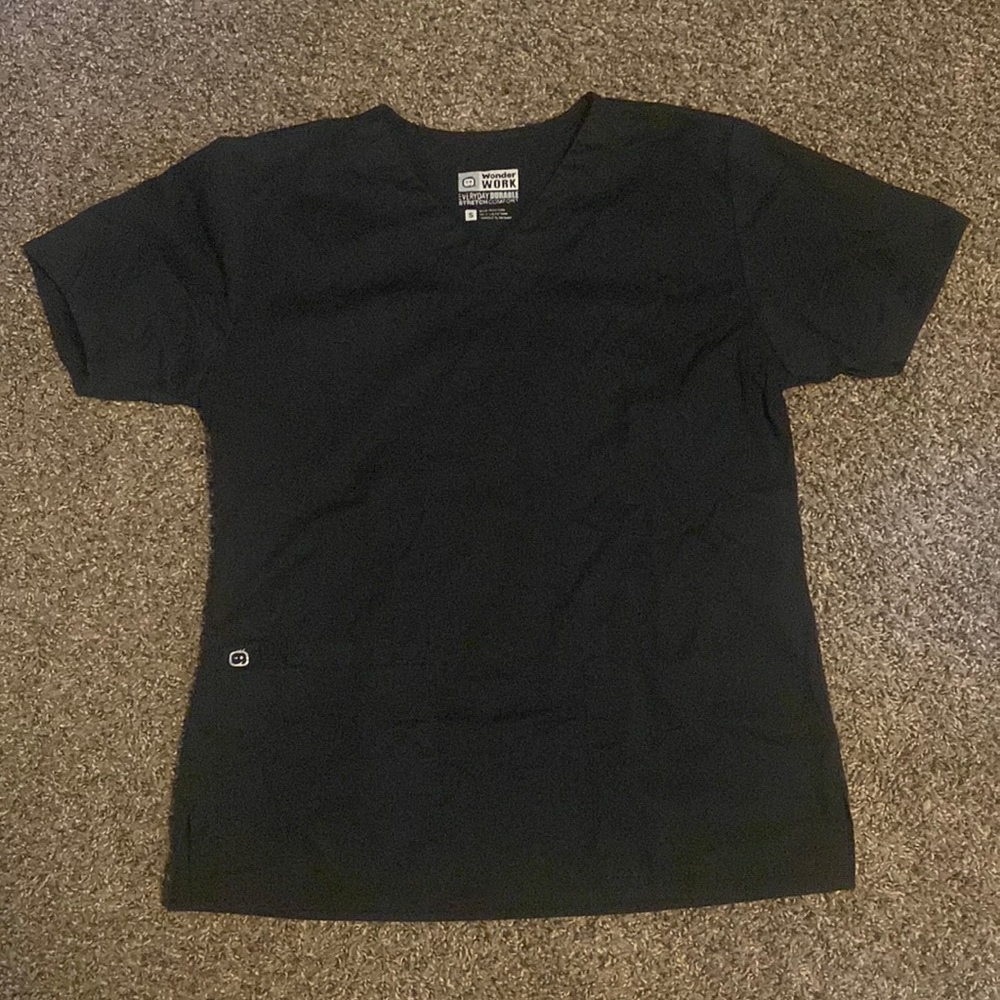 Scrub top